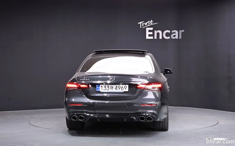 Mercedes-Benz E-Class E53 AMG 4MATIC+ 2023 — миниатюра 3