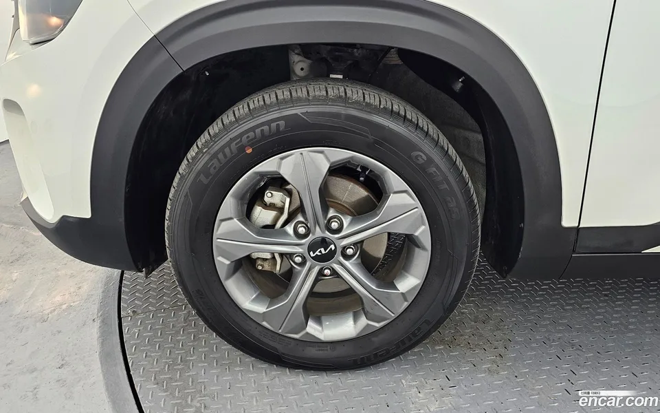 Kia Seltos 2.0 2WD 2024 — миниатюра 5