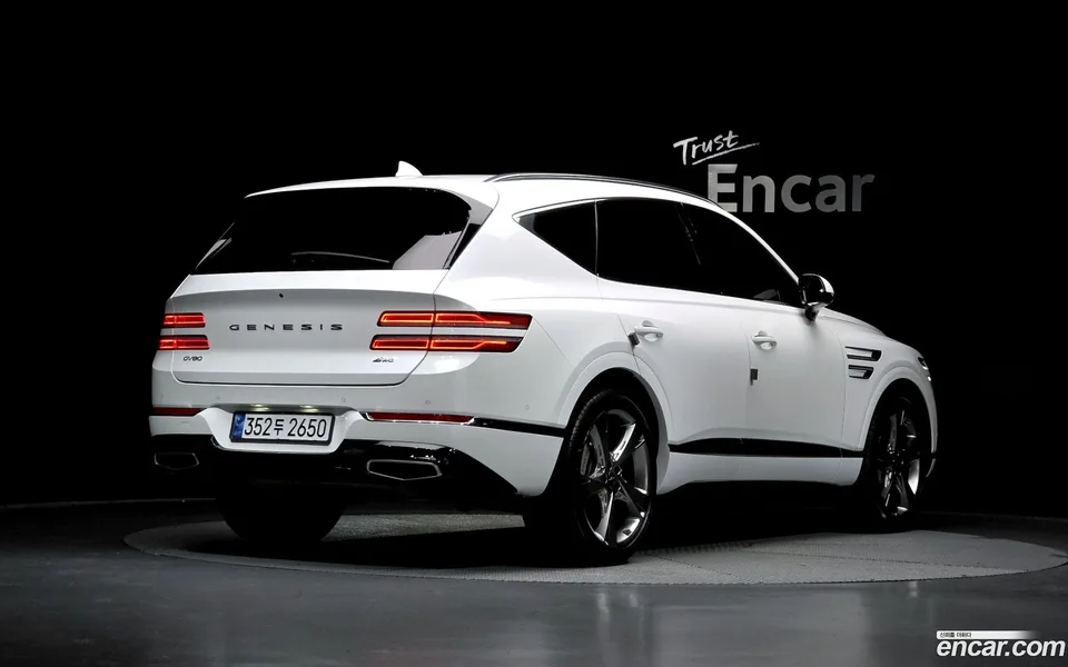 Genesis GV80 2.5T AWD 2023 — миниатюра 2