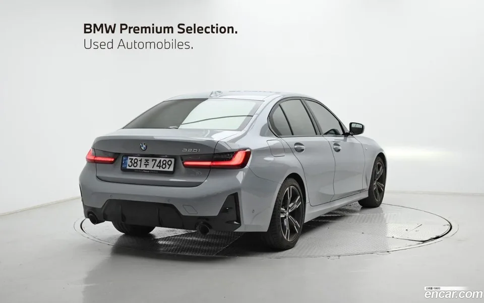 BMW 3 Series 320i M 2024 — миниатюра 2