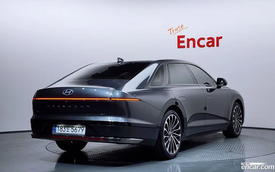 Hyundai Grandeur Hybrid 2023 — миниатюра 2