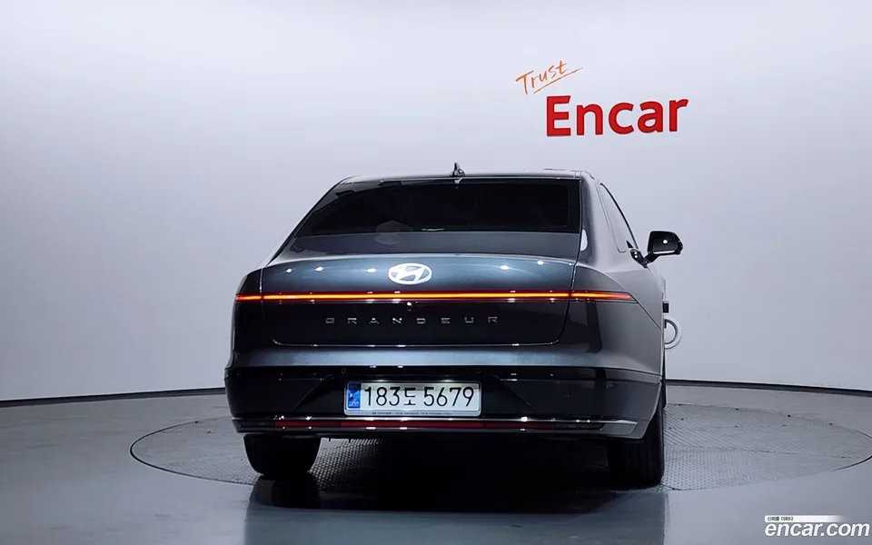 Hyundai Grandeur Hybrid 2023 — миниатюра 4