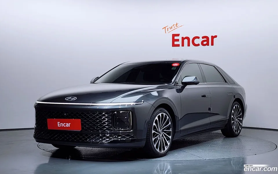 Hyundai Grandeur Hybrid 2023 — фото 1, купить с доставкой в Москву
