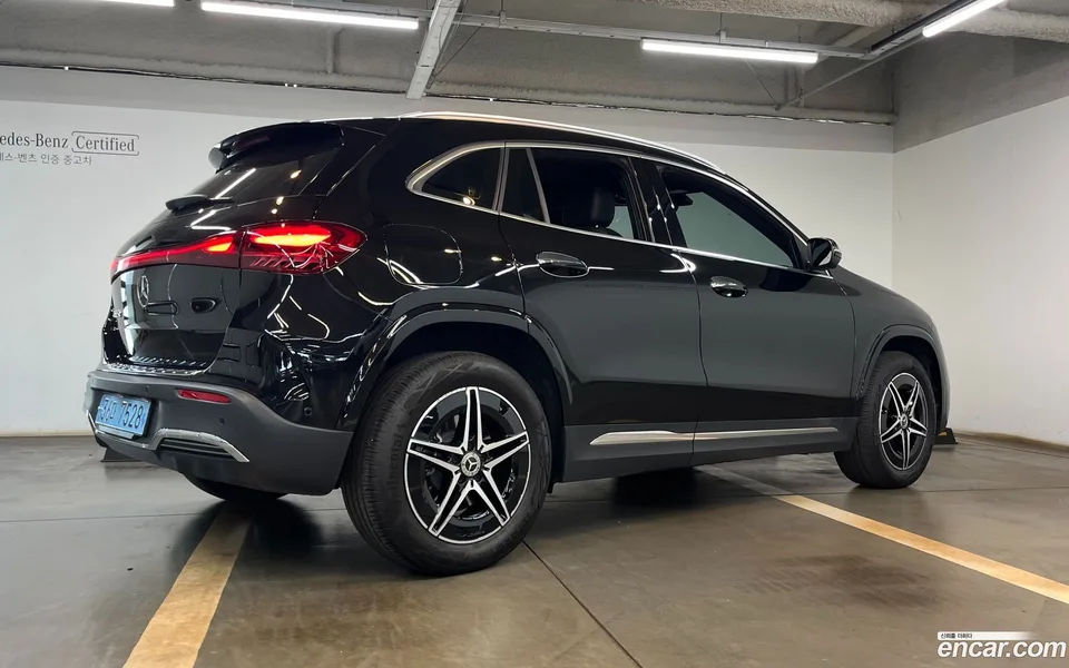 Mercedes-Benz EQA EQA250 AMG 2024 — миниатюра 2