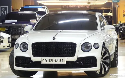 Bentley Flying Spur 2023 купить в Москве
