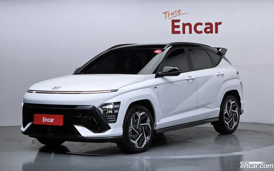Hyundai Kona 1.6 2WD 2023 — фото 1, купить с доставкой в Москву