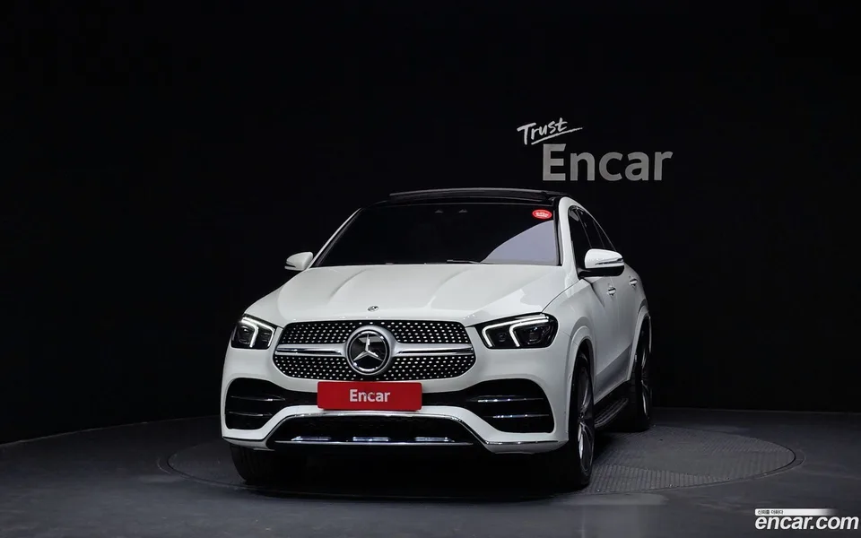 Mercedes-Benz GLE-Class GLE400d 4MATIC 2023 — миниатюра 3