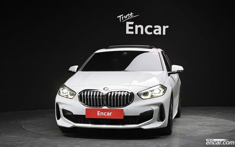BMW 1 Series 120i M 2024 — миниатюра 3