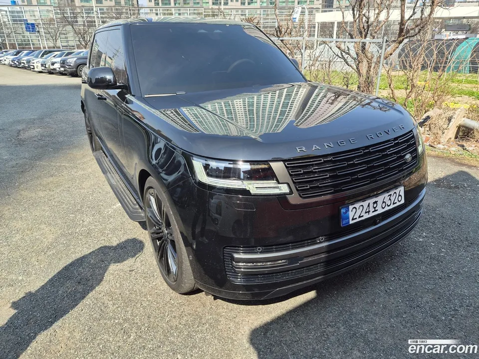 Land Rover Range Rover P550E AB 2024 — миниатюра 4