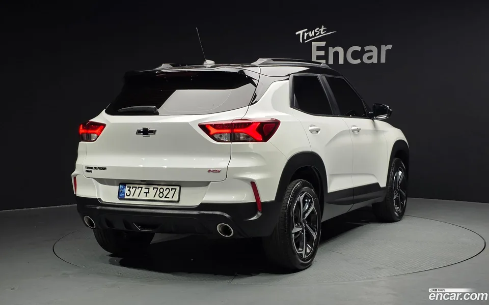 Chevrolet Trailblazer 1.3 4WD 2023 — миниатюра 2