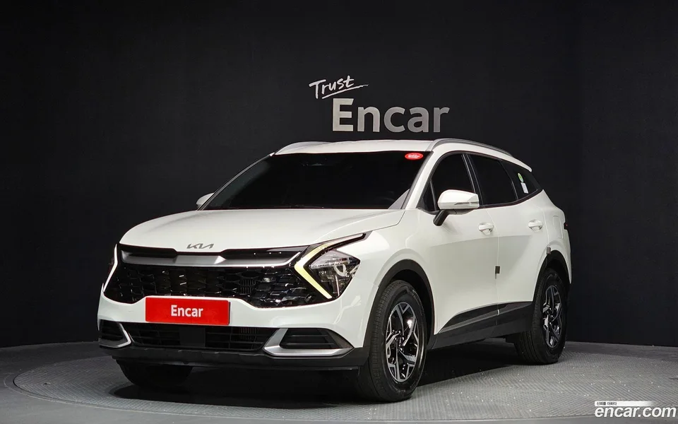 Kia Sportage 1.6 2WD 2022 — фото 1, купить с доставкой в Москву