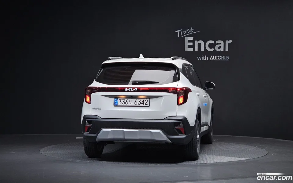 Kia Seltos 2.0 2WD 2024 — миниатюра 4