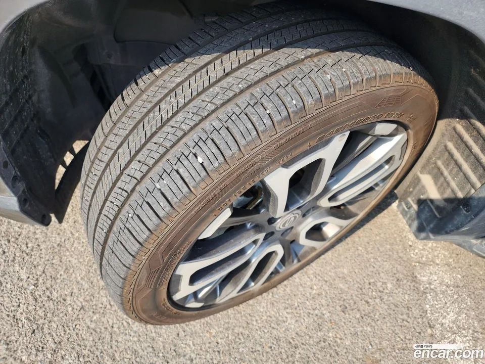 KG Mobility Torres 1.5 2WD 2022 — миниатюра 5