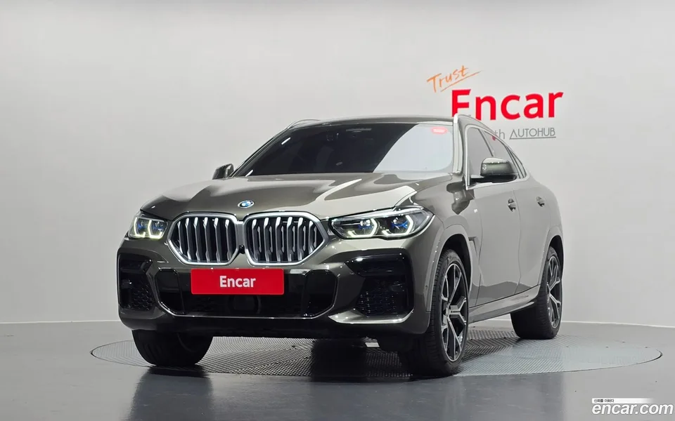 BMW X6 xDrive40i M 2022 — миниатюра 3