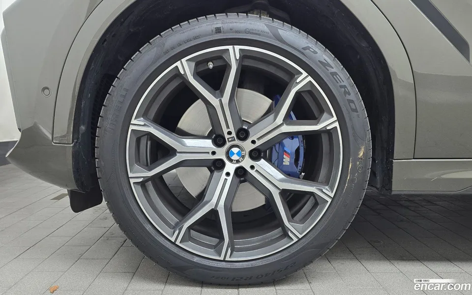 BMW X6 xDrive40i M 2022 — миниатюра 5