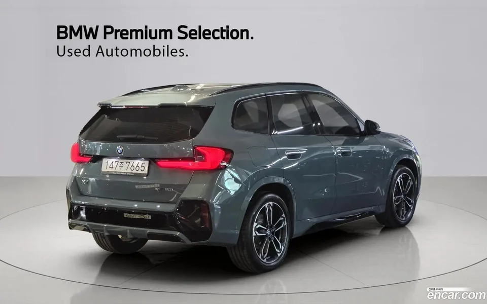 BMW X1 xDrive 20i M 2025 — миниатюра 2