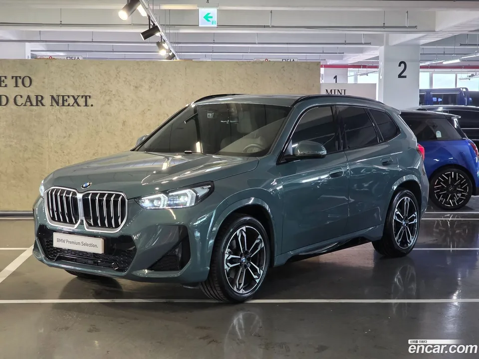 BMW X1 xDrive 20i M 2025 — фото 1, купить с доставкой в Москву