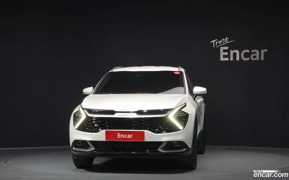 Kia Sportage Hybrid 2WD 2024 — миниатюра 3