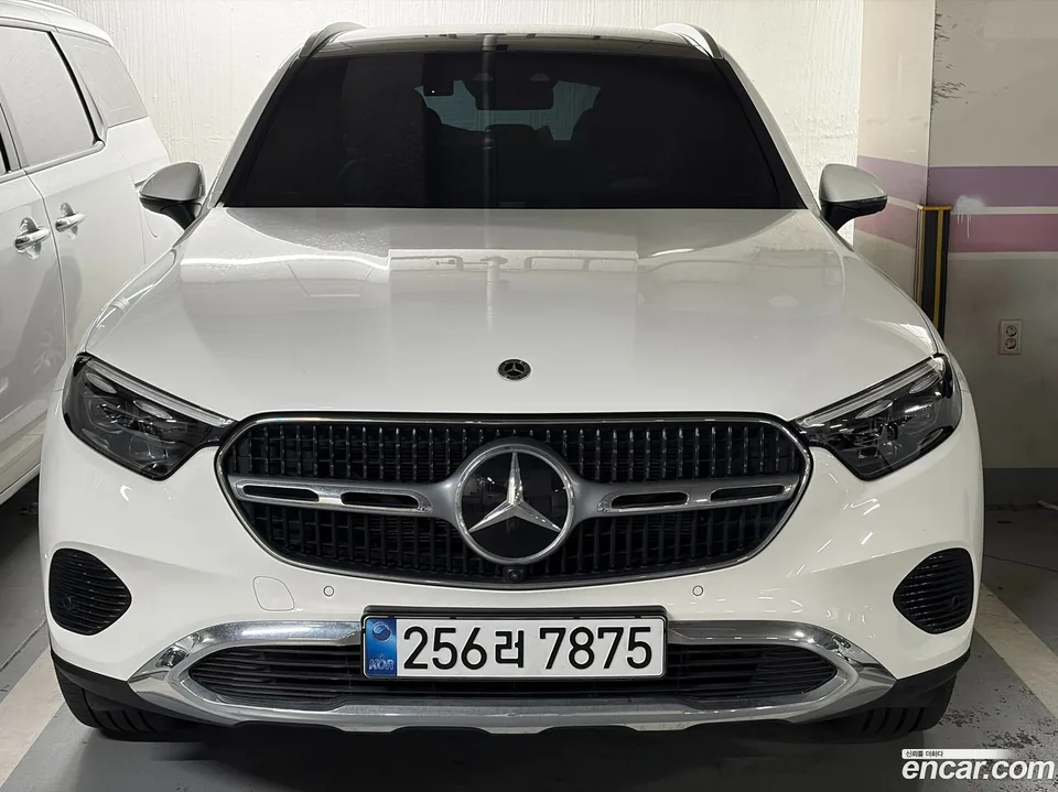 Mercedes-Benz GLC-Class GLC300 4MATIC 2025 — миниатюра 2