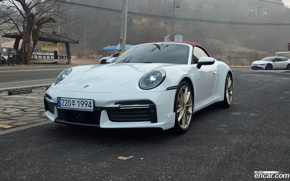 Porsche 911 (992) 2024 — миниатюра 4