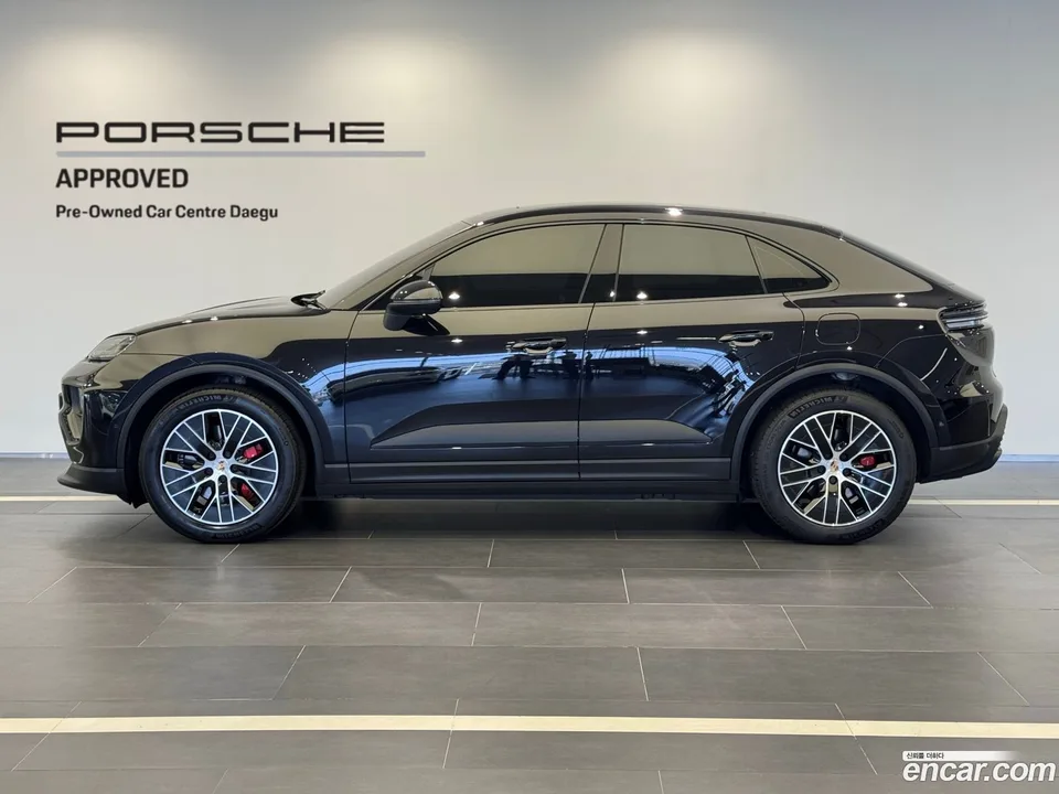 Porsche Macan Electric 4S 2025 — миниатюра 3