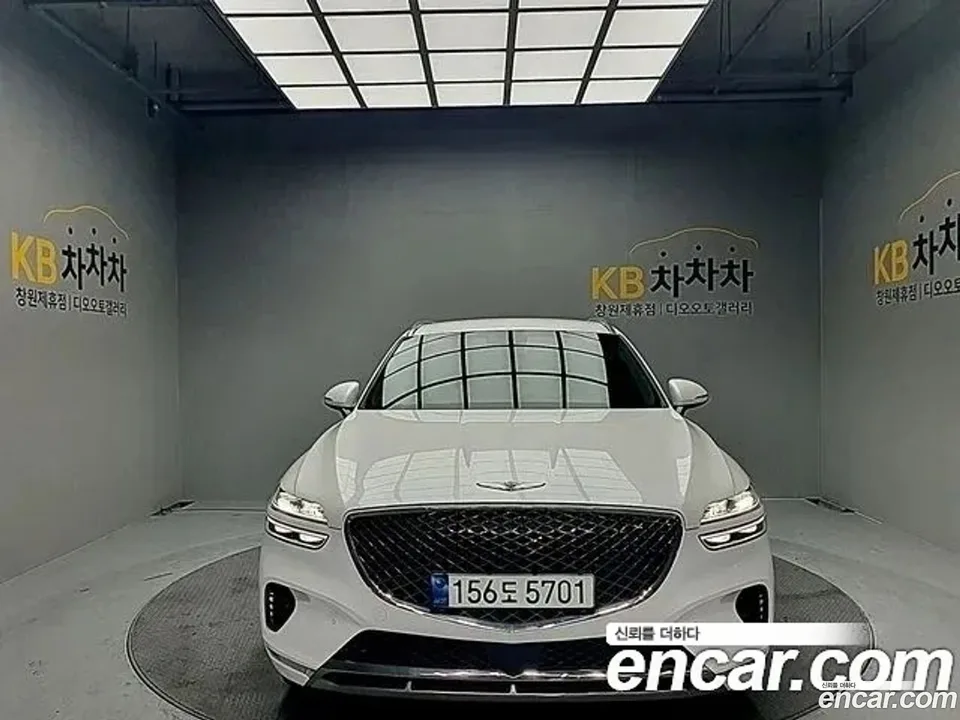 Genesis GV70 2.2 2WD 2022 — фото 1, купить с доставкой в Москву