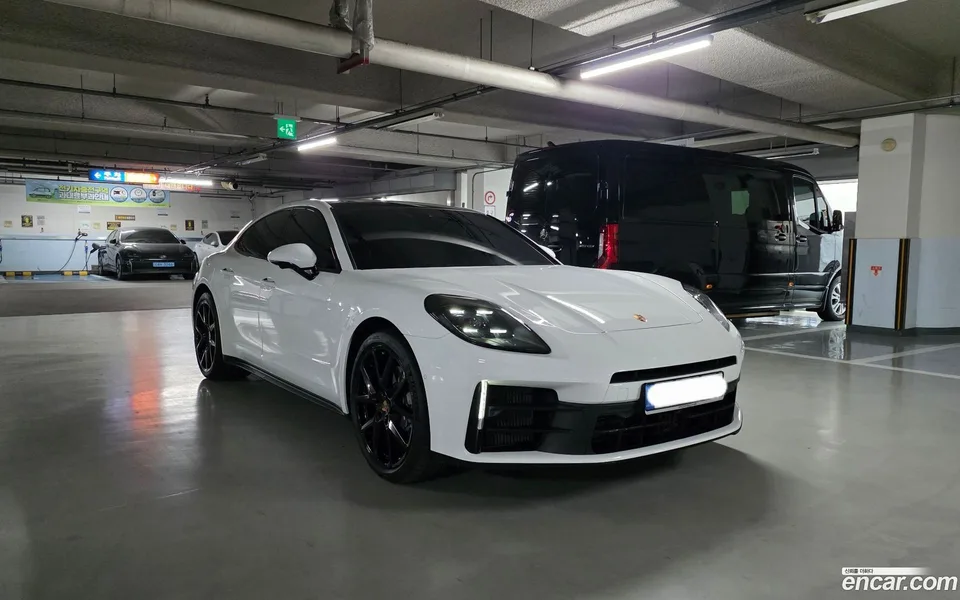 Porsche Panamera (976) 2.9 AWD 2024 — фото 1, купить с доставкой в Москву