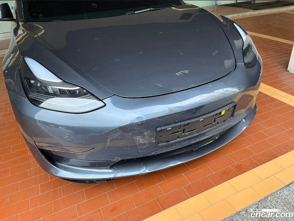 Tesla Model 3 AWD 2022 — миниатюра 2