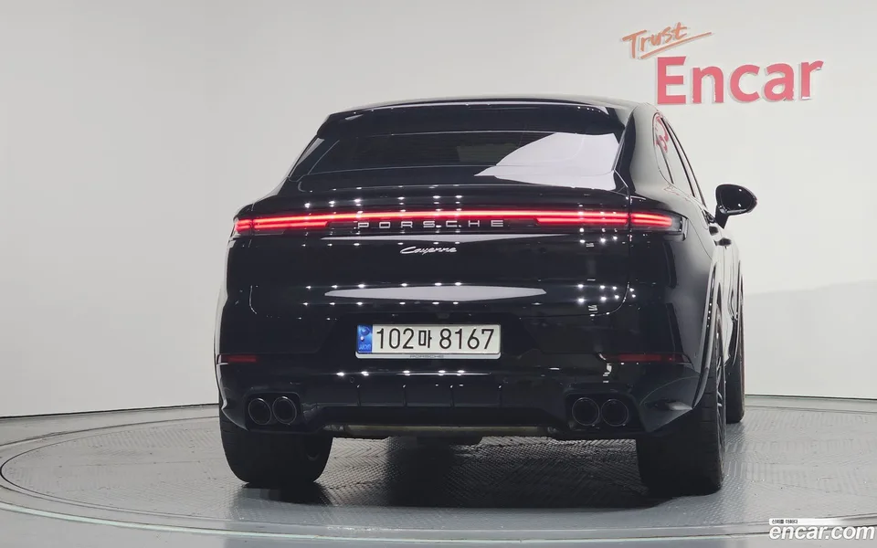 Porsche Cayenne 3.0 2023 — миниатюра 4