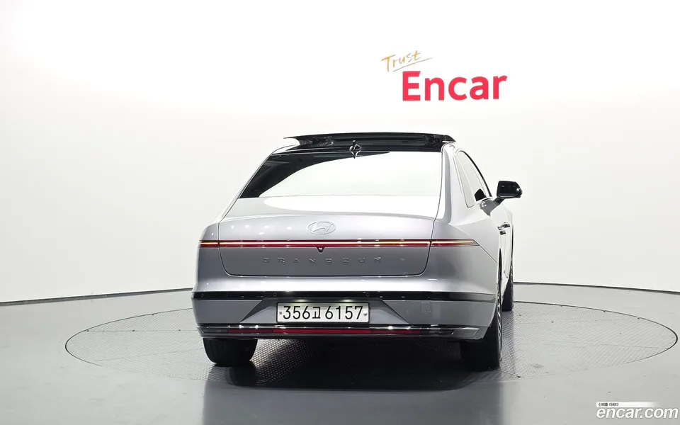 Hyundai Grandeur Hybrid 2023 — миниатюра 4