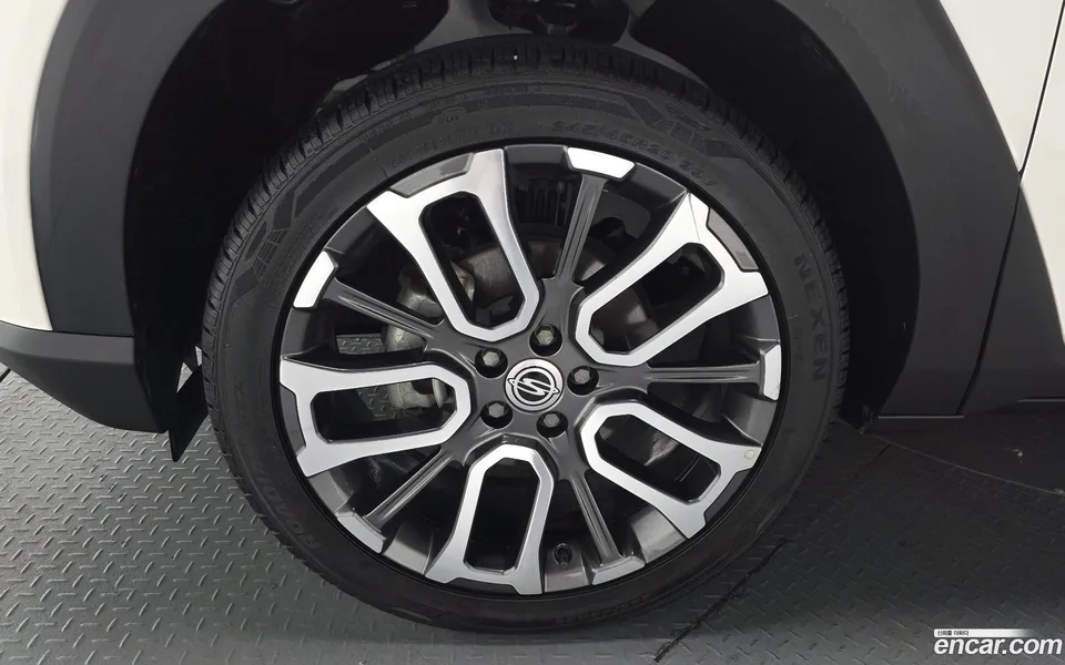 KG Mobility Torres 1.5 2WD 2023 — миниатюра 5