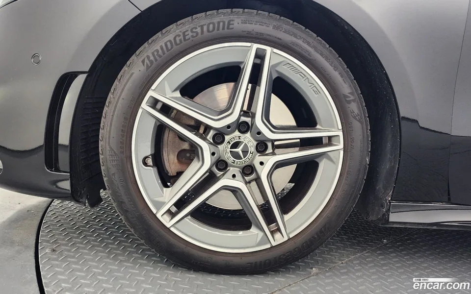 Mercedes-Benz A-Class A250 4MATIC 2023 — миниатюра 5