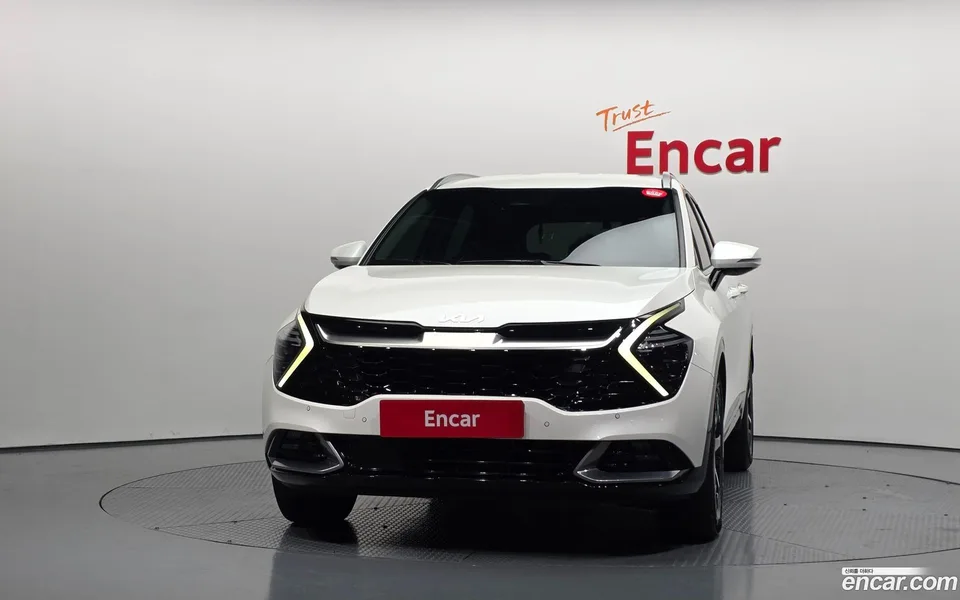 Kia Sportage Hybrid 2WD 2022 — миниатюра 3