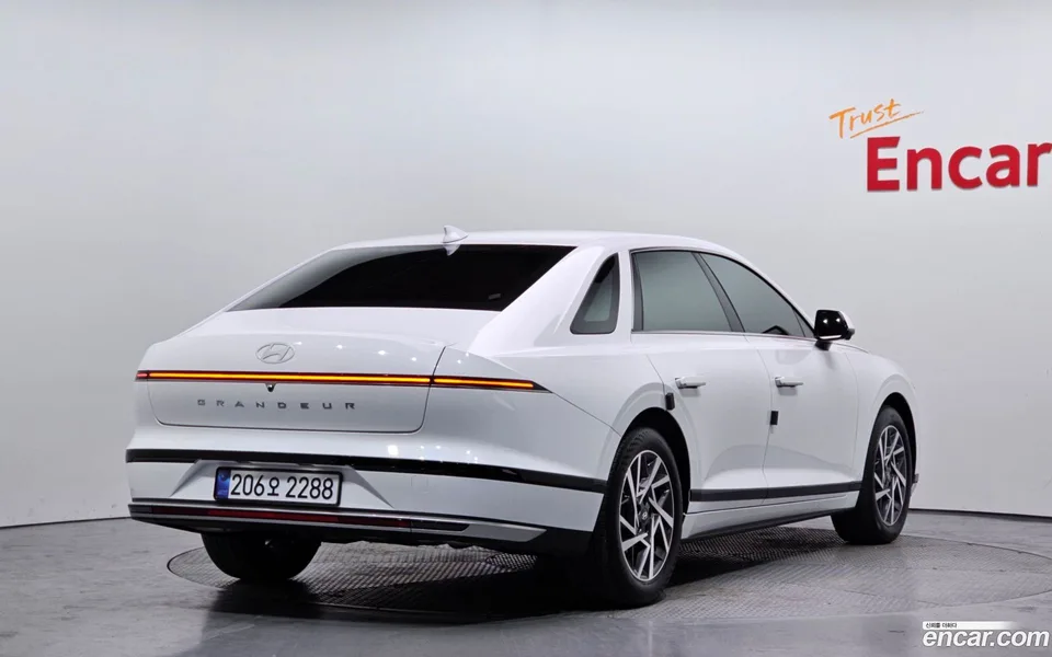 Hyundai Grandeur Hybrid 2025 — миниатюра 2