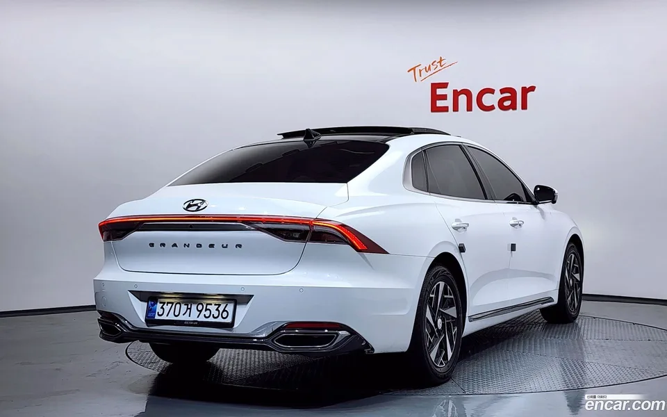 Hyundai Grandeur IG Hybrid 2022 — миниатюра 2