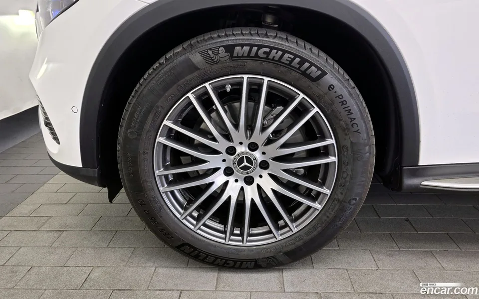 Mercedes-Benz GLC-Class GLC220 d 4MATIC 2024 — миниатюра 5