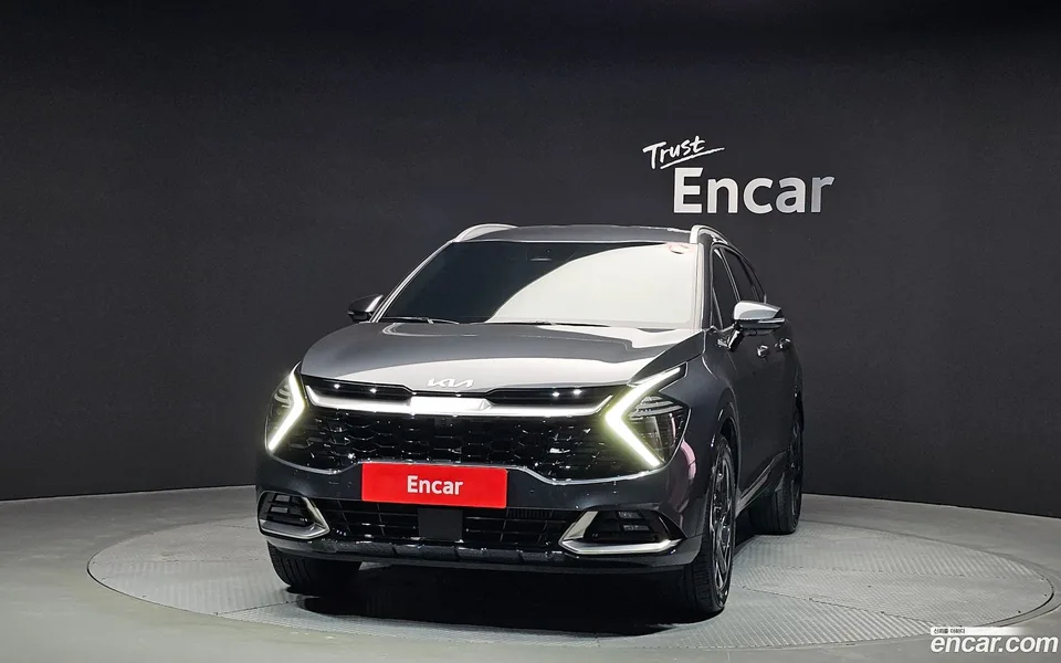 Kia Sportage 1.6 2WD 2023 — миниатюра 3