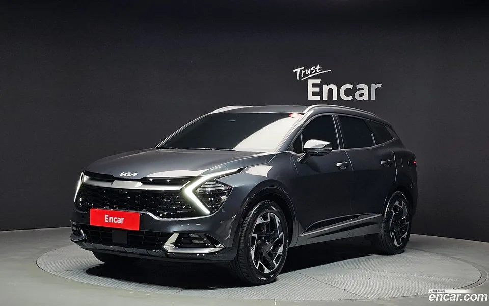 Kia Sportage 1.6 2WD 2023 — фото 1, купить с доставкой в Москву