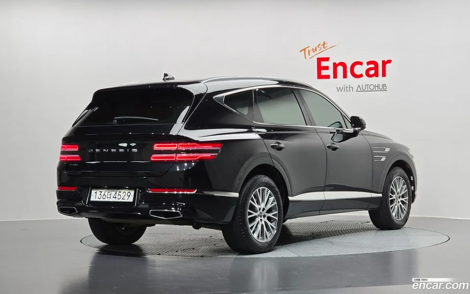 Genesis GV80 2.5T 2WD 2023 — миниатюра 2