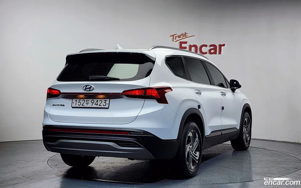 Hyundai SantaFe 2.5T 2WD 2022 — миниатюра 2