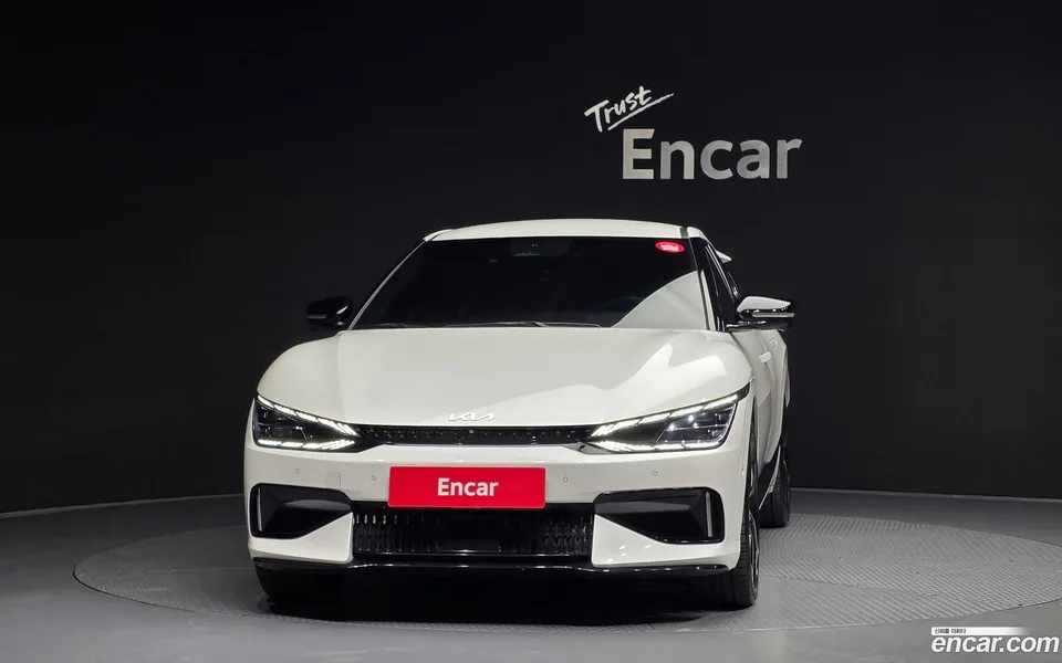 Kia EV6 GT 4WD 2023 — миниатюра 3