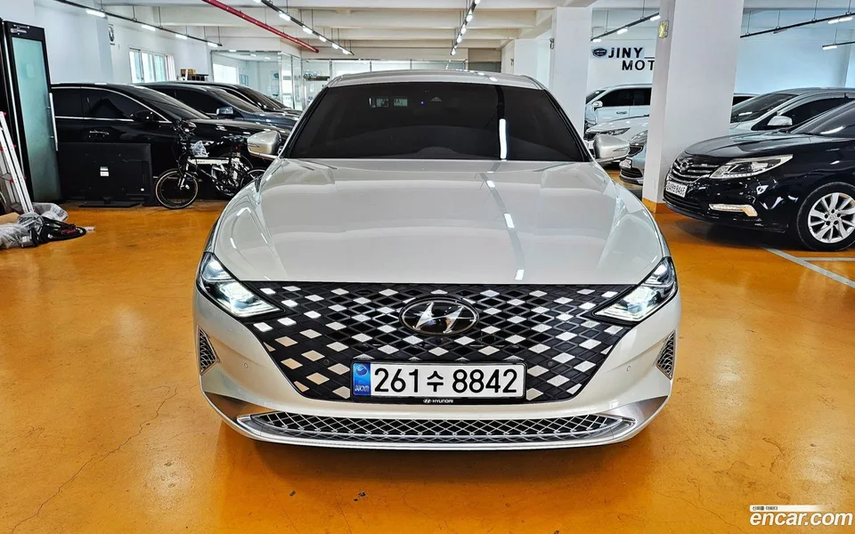 Hyundai Grandeur IG 3.3 2022 — миниатюра 2