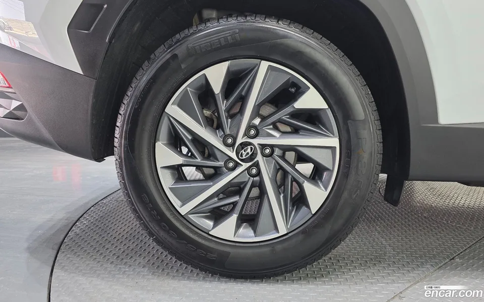 Hyundai Tucson Hybrid 2WD 2023 — миниатюра 5