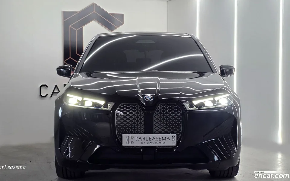 BMW iX xDrive50 2024 — миниатюра 2
