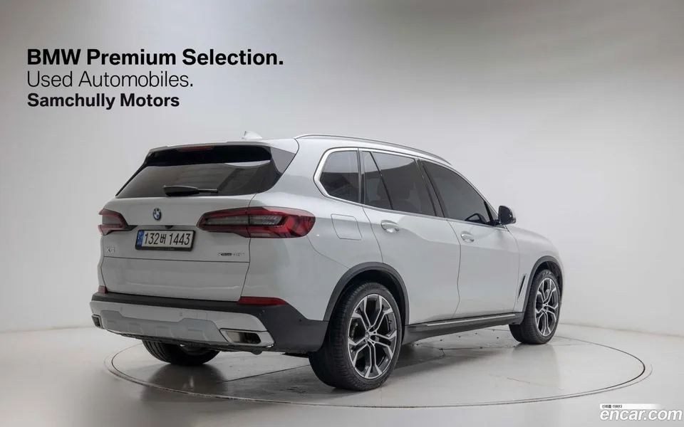 BMW X5 xDrive 40i xLine 2022 — миниатюра 2