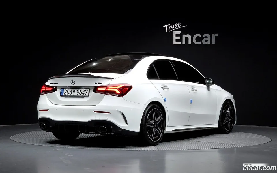 Mercedes-Benz A-Class AMG A35 4MATIC 2022 — миниатюра 2