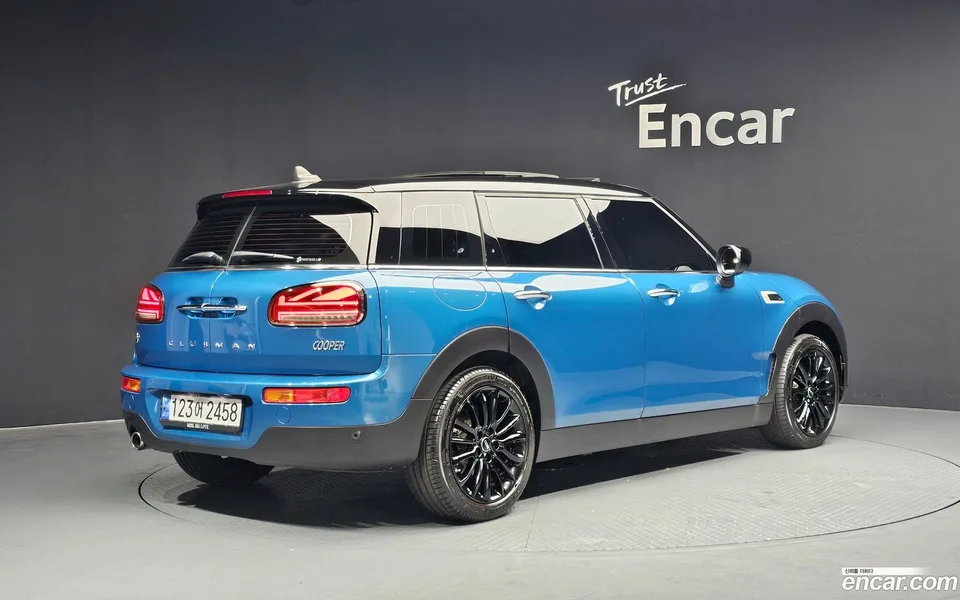MINI Cooper Clubman 2022 — миниатюра 2