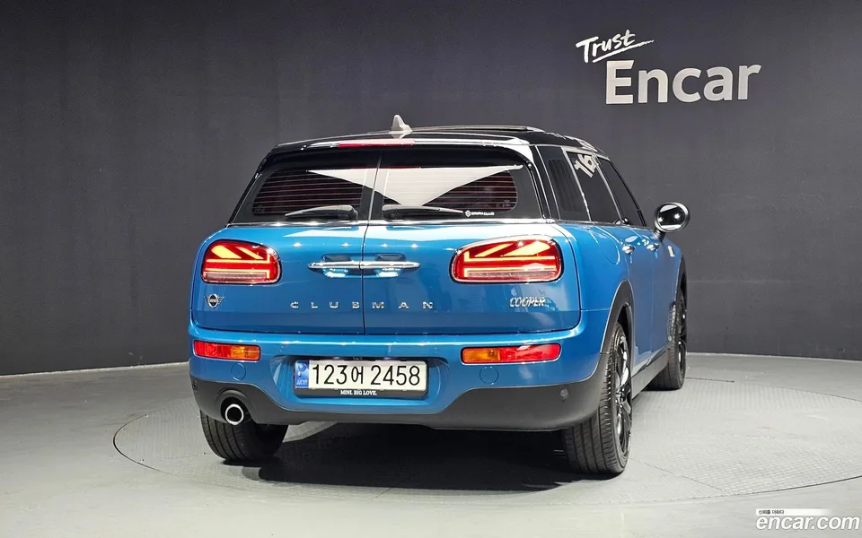 MINI Cooper Clubman 2022 — миниатюра 4