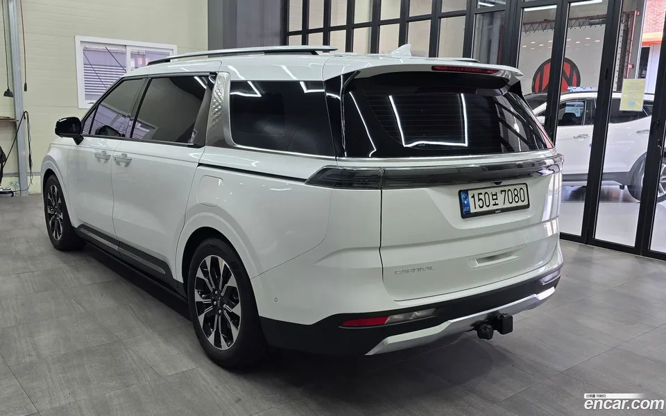 Kia Carnival 7 2022 — миниатюра 5