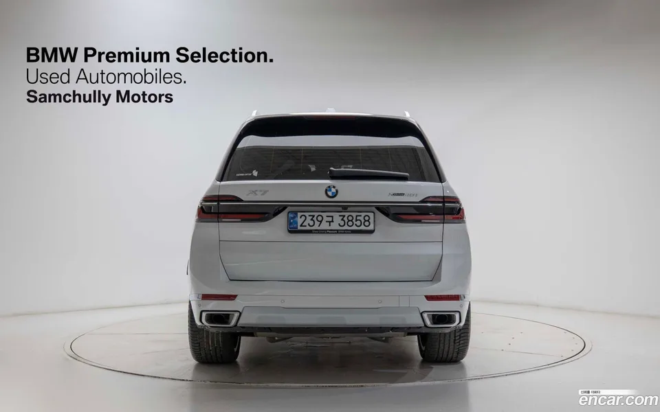 BMW X7 xDrive 40i 7 2025 — миниатюра 4